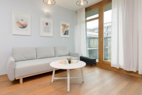 Cozy & Sunny Studio for 4 Guests Kolejowa Warsaw by Noclegi Renters